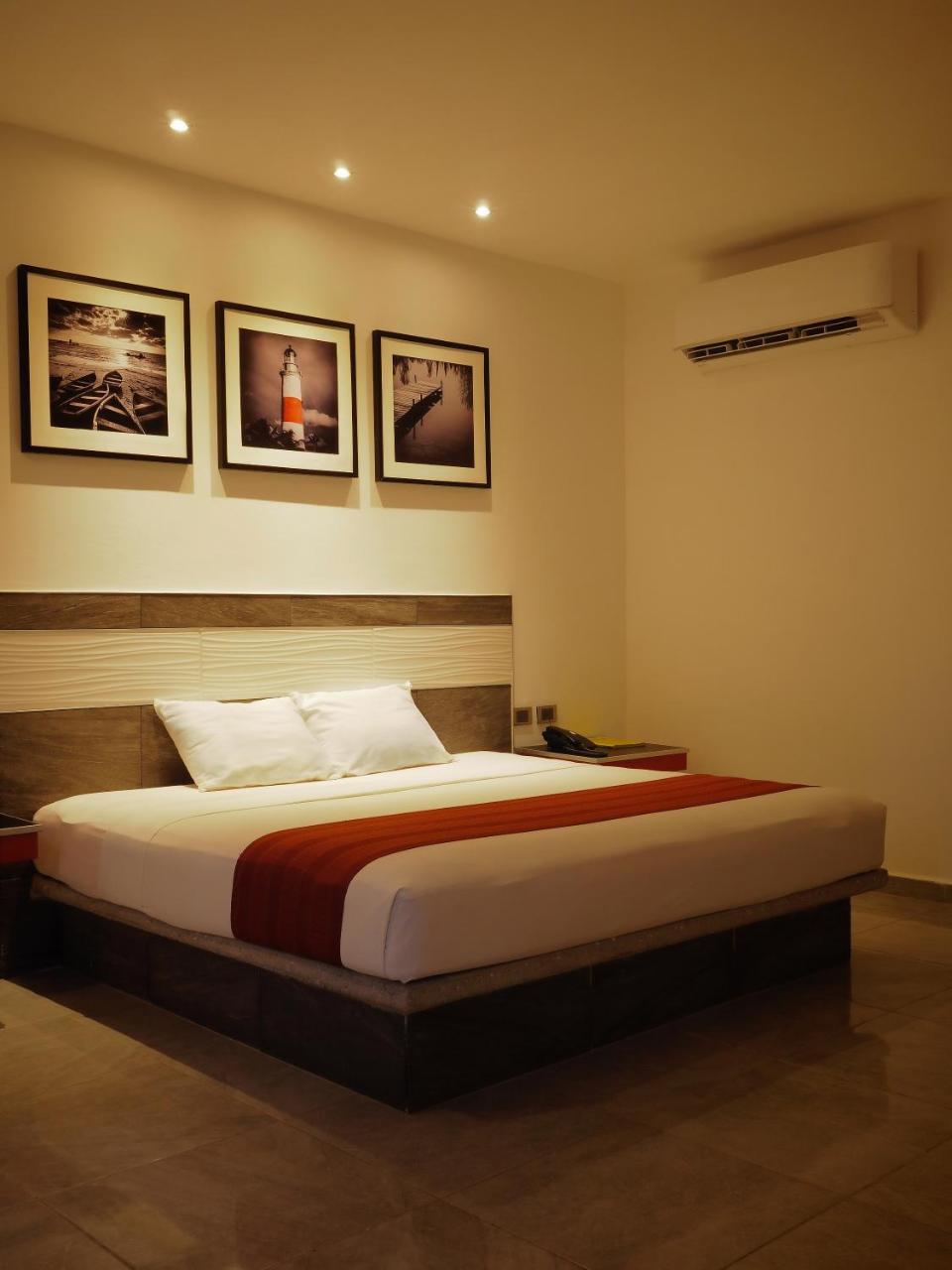 Peninsula Frontera Hotel Frontera  ภายนอก รูปภาพ